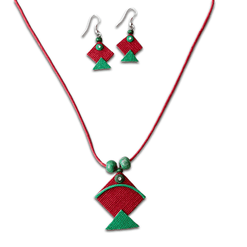 Fly High Kite Jute Pendant Earrings Set - Image 3