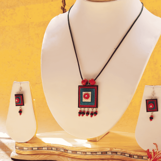 Rect Jute Pendant Earring Set