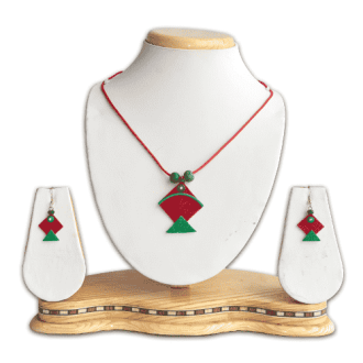 Fly High Kite Jute Pendant Earrings Set